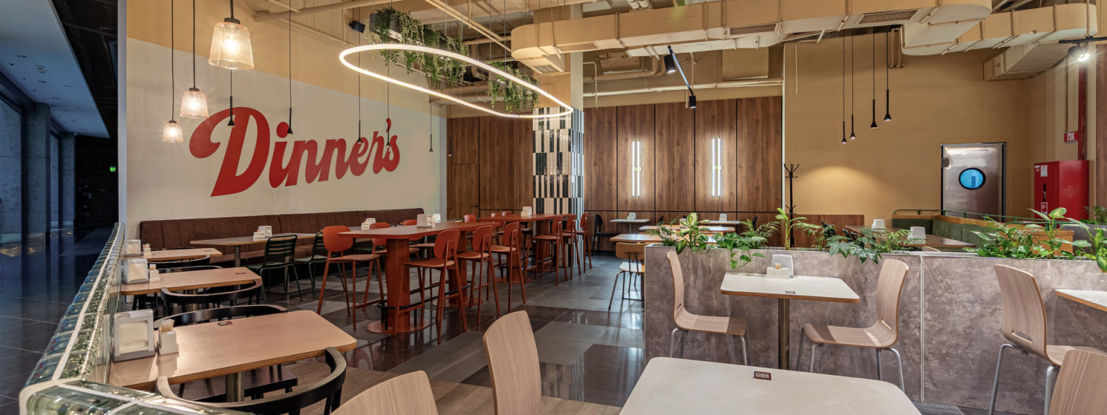 Dinner’s у БЦ “Silver Breeze”